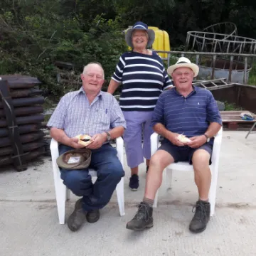 Local farmers and Butty Van fans