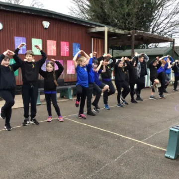 15183D1E-F313-43C2-AA19-F860BCD5FB20