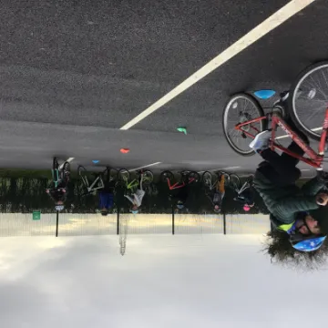 D471E286-E151-4CBE-953D-6D2874556B07