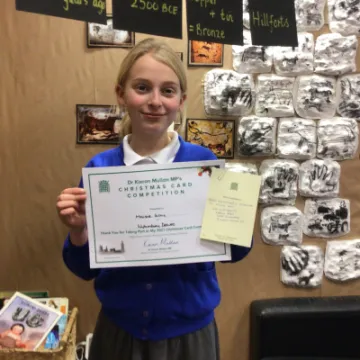 E45FAAD3-21E2-4D99-9E52-354A98041137