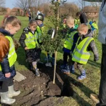 74EAE3E6-3FF3-40D1-B237-79C599E8799F