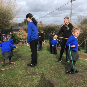 0242FBDB-1675-4980-94C6-0D772356B892