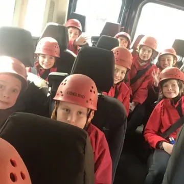 4517027C-2002-404F-B0DF-848F095CBB00