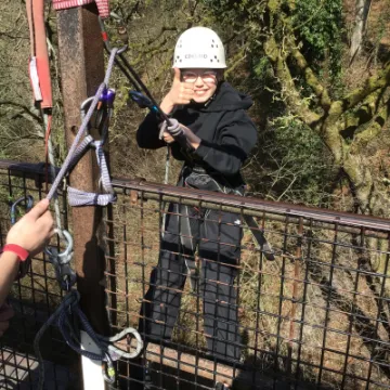 859B7273-154F-4700-BAEB-51E9BFF21BAA