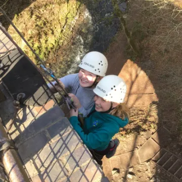 D0A5AC5C-1BFF-4165-A638-97EAFAE3DFC0