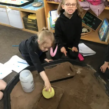 BA2EE76D-E8DD-44A0-8A58-A5022544F919