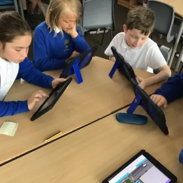 58F945F1-7CBD-42AB-B691-4862A4194F40