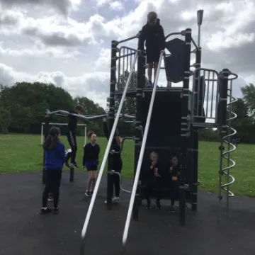 9FECDEEB-9BA7-46DA-A3AD-8F8DE32831A3