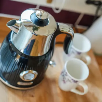 Overwater Luxury Glamping Hodnet Interior 23