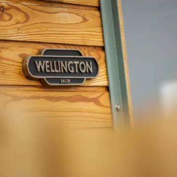 Overwater Luxury Glamping Wellington Exterior 8