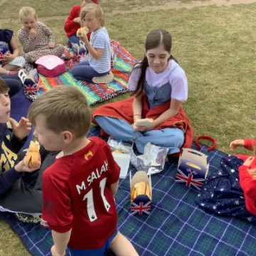 4EF5A135-A0C1-48F7-B68B-924477D97B9E