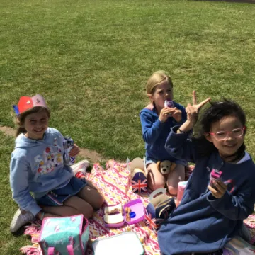 4610C81D-1E21-43E2-99DF-50517250BEBB