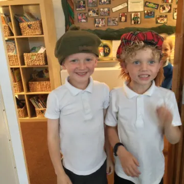 0EB9D6E0-3EA9-4574-84CB-423417470291