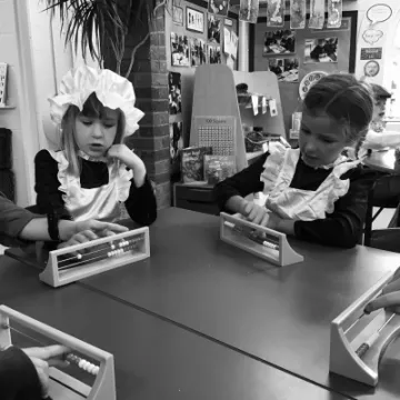 C9B88555-1752-46D1-B239-3261B37B17F2