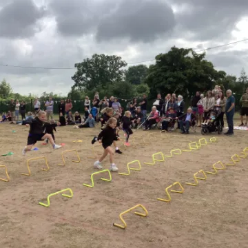 C4830EB3-8615-4CA3-BEF9-3F095A7C9670