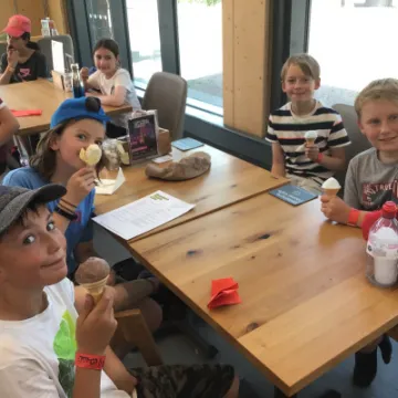 3075E3F8-0F1E-4D13-A636-50FB65ABC777