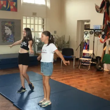 5154F501-0DDC-418B-B3FB-7C75D1D12163