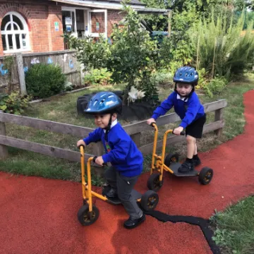 A12F8D56-E081-4FA4-AAEC-4DB2B4CEFE2B