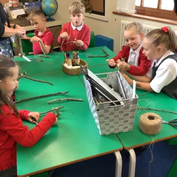 B6123D71-66B1-4DE3-BA62-4548843F36F6