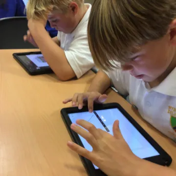 E45AD2D8-B8A9-4D43-8B5F-3F9B5AD640B8