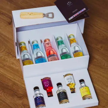 gold-medal-winning-gins-box-thumbnail-3