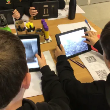 4AE83D55-EE67-4A23-8819-8819BBC5F977