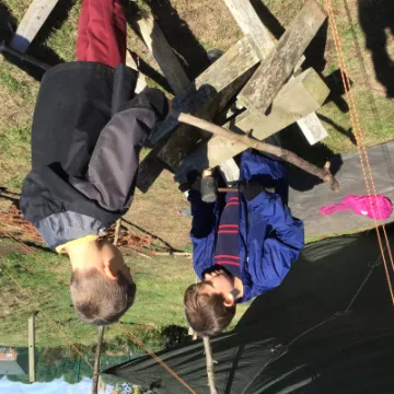 FEE7F5B0-12C7-4275-B1D3-C99F493917AC