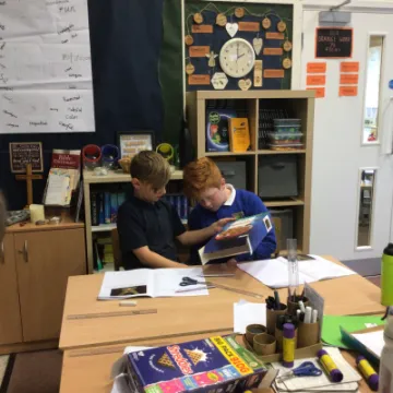 D2CDDBFE-B58B-49EB-9398-F2C66F53E46E