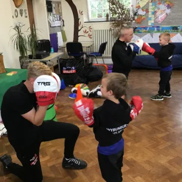 D9A9BEE8-7618-4E9D-8B9E-4F6BC2DC1E7B