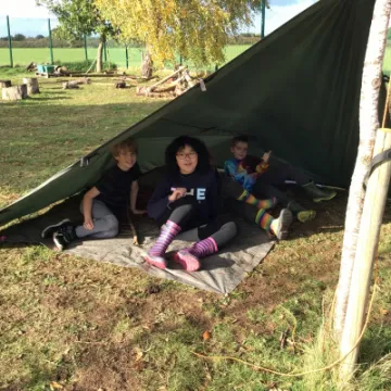 98FD2159-9B79-4EE3-B60A-5DAE01E06CEC