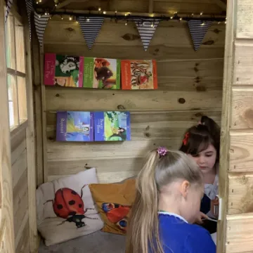 A280BE2A-6E44-4D18-A392-0F3736639363