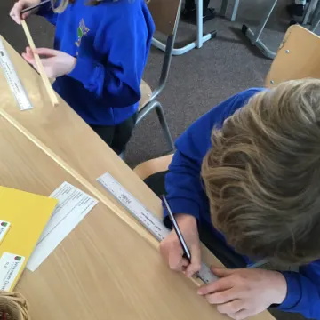 12B8733D-85F3-4304-A85A-C1790C7EAEF3