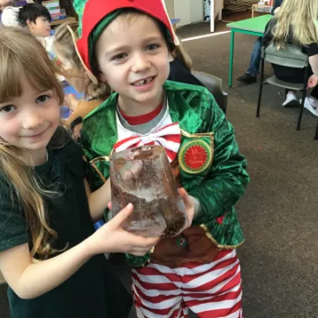 6FDE694F-9A18-49DB-A7BB-5079656E0DCA