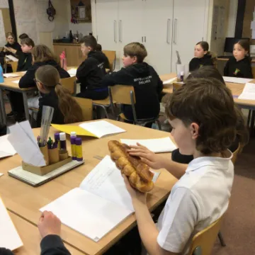 8BEDCA9E-4BF9-4449-BA60-5E820143B13F