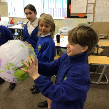 A0CC6C4E-1181-43D3-BE1E-DCEADCBF8E9B