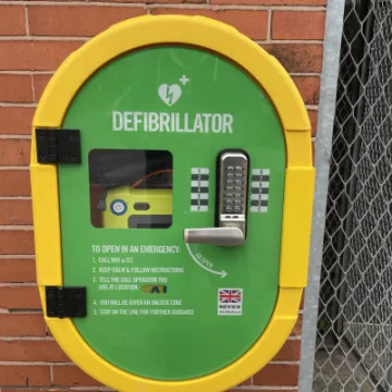 LW defib1