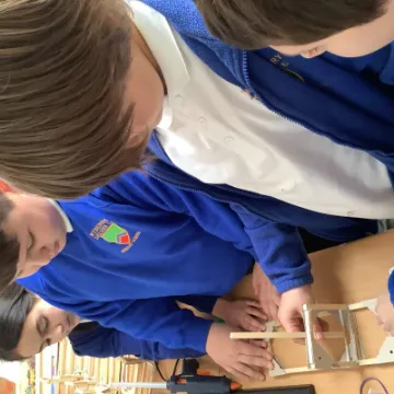 53606319-0572-42E4-8E02-FBB91FF9A652