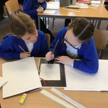 56DFC384-ABA0-407F-B017-5A3D242B8CFF