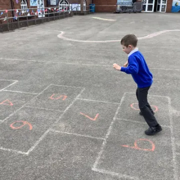 615C3C77-7DE2-4271-B688-57FE3331CDFE