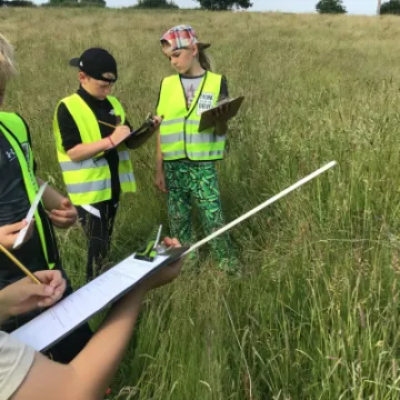 4FF69938-B65D-475E-8C78-15CDB6FB4B7C