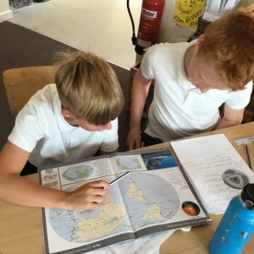 9040DE0A-4EE3-4318-B76A-34C1D11F42F5