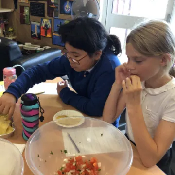 FCE7009E-CD00-4952-A428-7A0501D7EA2A