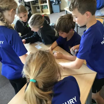 1881A811-4F7F-429E-BA43-22F81AD3628A