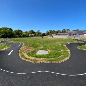 Ysgol Cynfran pump track 01