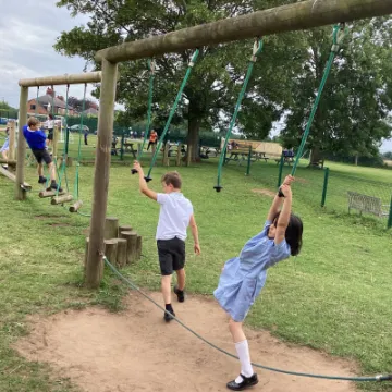 65DEEDB9-1E88-45F4-81E1-2D7FBF865AB5