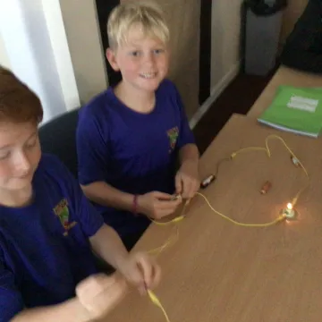 27D207DC-ABBA-4CAE-91CE-243BE5BD4D43