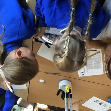 25D4E828-1004-41F2-A08C-84AD4DF37052