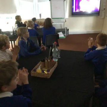 81F6FF45-A463-4DDA-9DDF-28D461F17E19