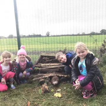 B08FF5B6-6312-403F-831D-EBFCA55B9207