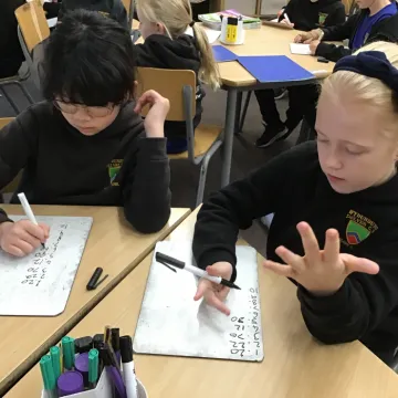 60856B99-5E13-4743-A10E-76AAA4B5529F